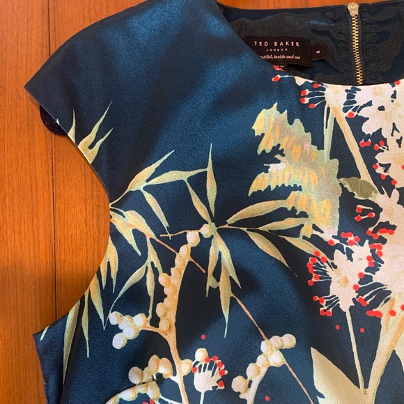 Ted Baker Short Sleeve floral dress with orange pleated detail. Knee length. - Picture 2 of 7